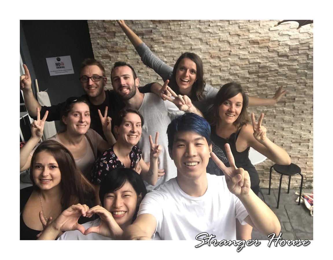 Stranger House Hostel Chiang Mai Luaran gambar