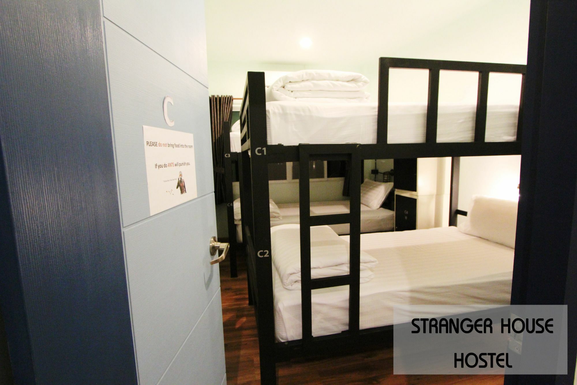 Stranger House Hostel Chiang Mai Luaran gambar