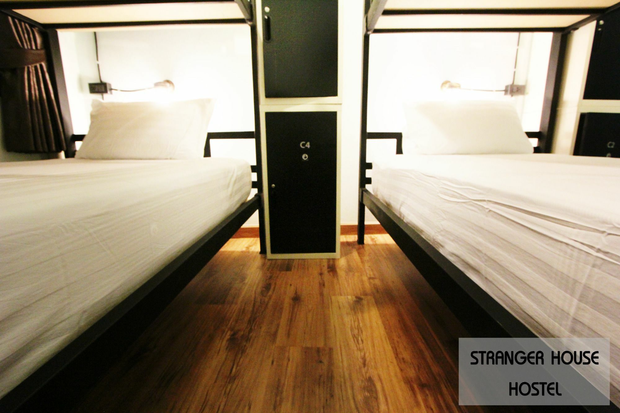 Stranger House Hostel Chiang Mai Luaran gambar